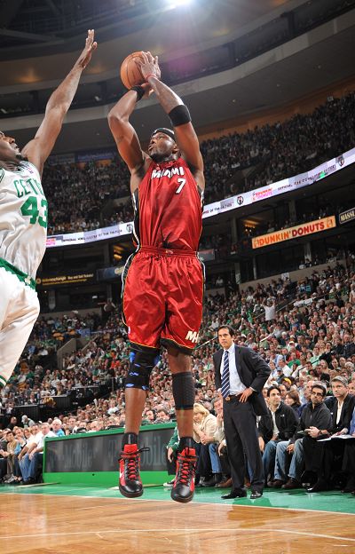 员提供更多 员提供更多